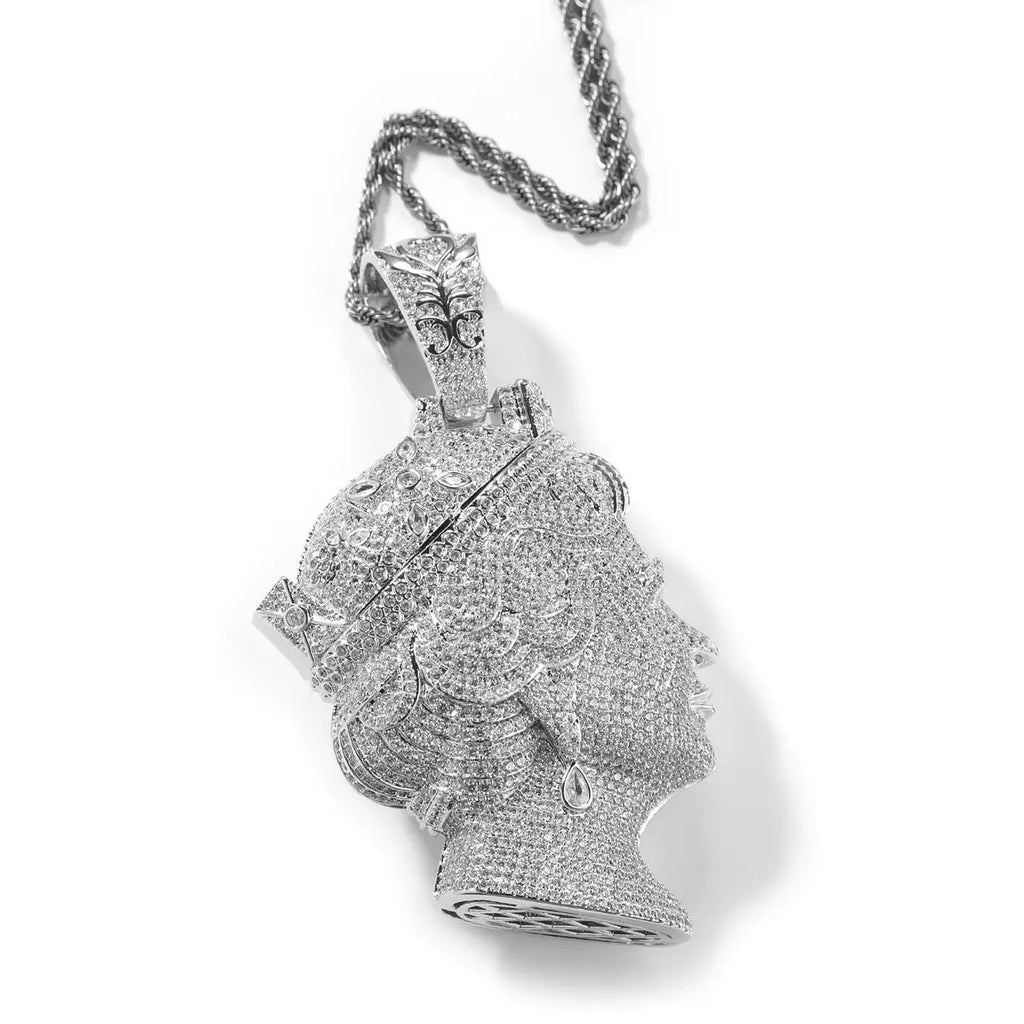 Luxury Iced Queen Pendant Necklace Set – 3mm Twisted Chain